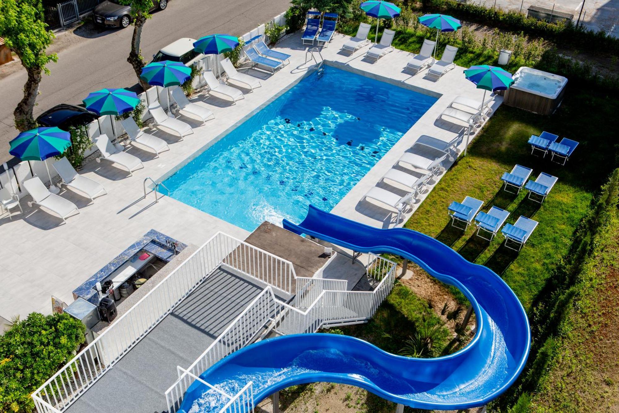 Clubhotel Residence Cesenatico Luaran gambar